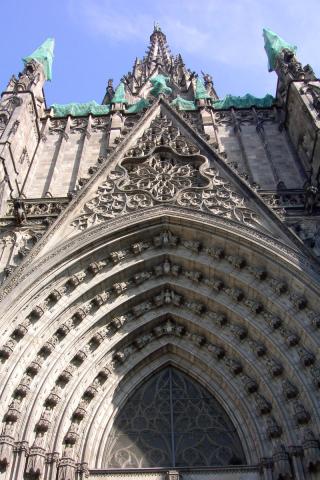 Looking up at the Barcelona Cathedral