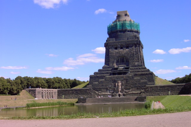 Voelkerschlactdenkmal.jpg