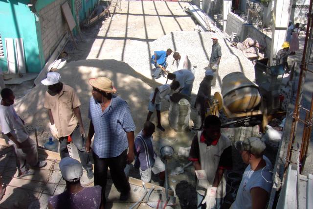 PDRM3179 - Day 08 - Church - Bucket line to pour stage.JPG
