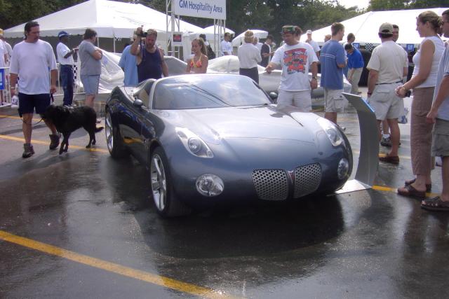 Pontiac Solstice Concept (soon-to-be production car)