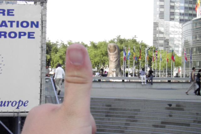 We saw this big thumb statue in Paris.  Looks like my thumb is bigger, though.